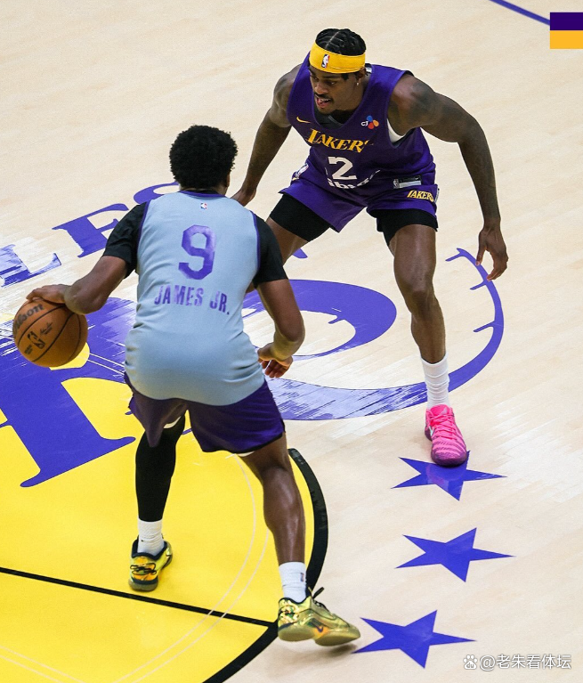 开云-关于转会期体能课后,洛杉矶湖人更衣室发声备战NBA总决赛,悬念犹存,训练强度明显提升的信息